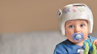 Частая проблема на пляже: ребенку попала в ухо вода