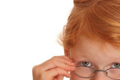 Малышам с нарушением зрения вручили «говорящие» книжки