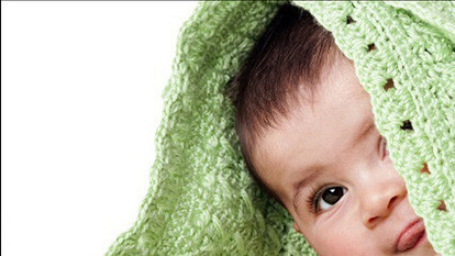 Так реагируют на плач младенца в других странах