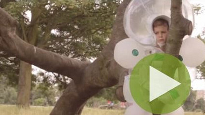 Социальный ролик, призывающий родителей учиться оказывать первую помощь