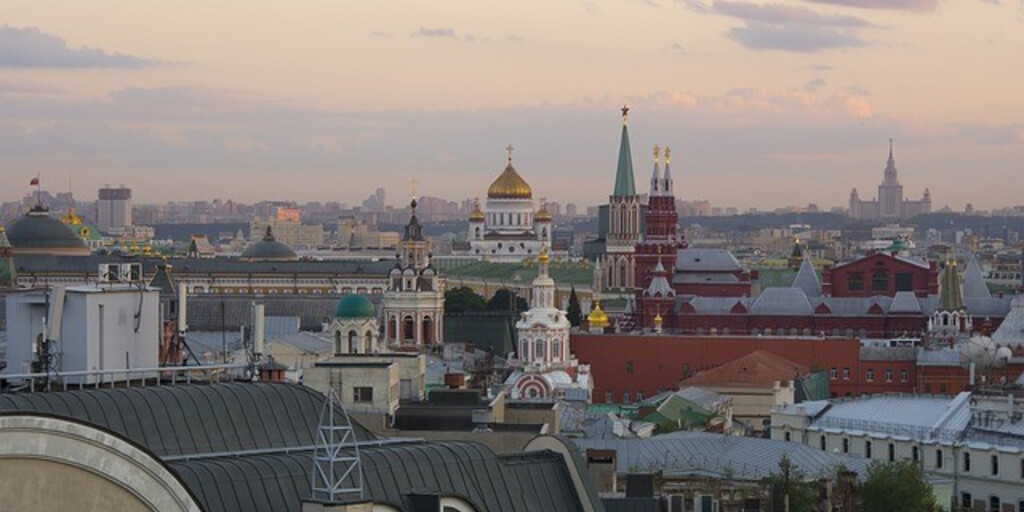 «От Покрова до Рождества»: бесплатные экскурсии по Москве