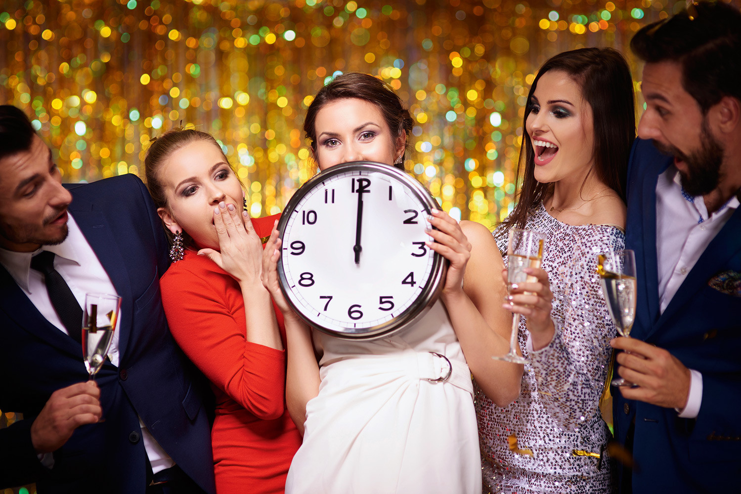 Сценарии новогодней вечеринки: 5 самых веселых вариантов