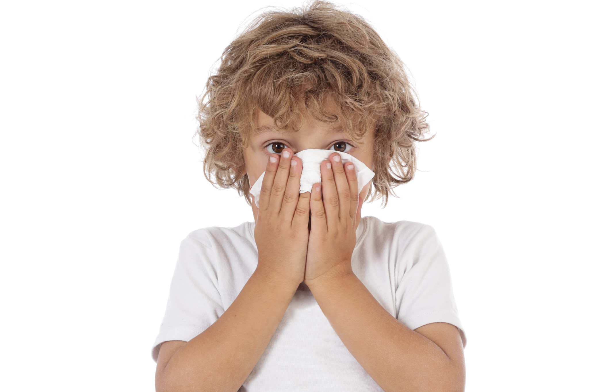 Насморк у ребенка: простуда или сезонная аллергия?