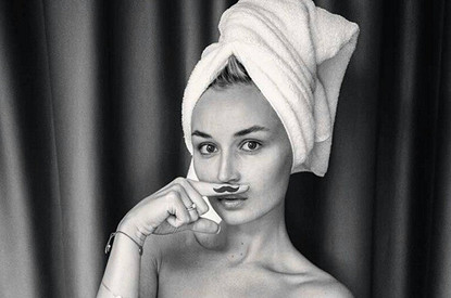 Муж Полины Гагариной выложил в сеть откровенное фото супруги