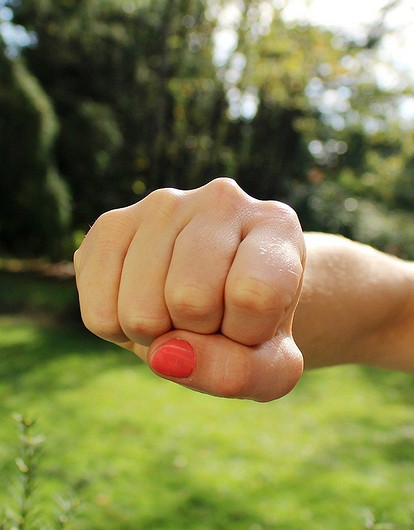 Как защититься от сексуального насилия: запомни эти советы