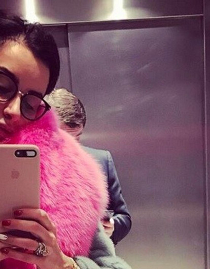 Модные образы в лифте: Топ-7 нарядов Тины Канделаки