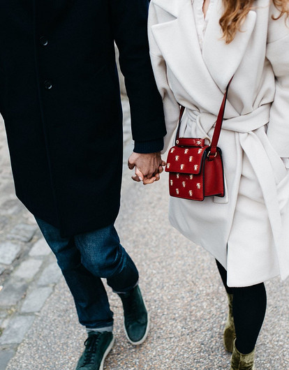 6 идеальных пальто для девушек маленького роста