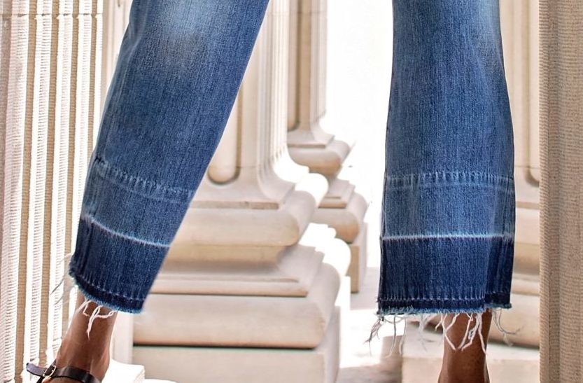 Вопрос стилисту: актуальны ли джинсы-клеш?