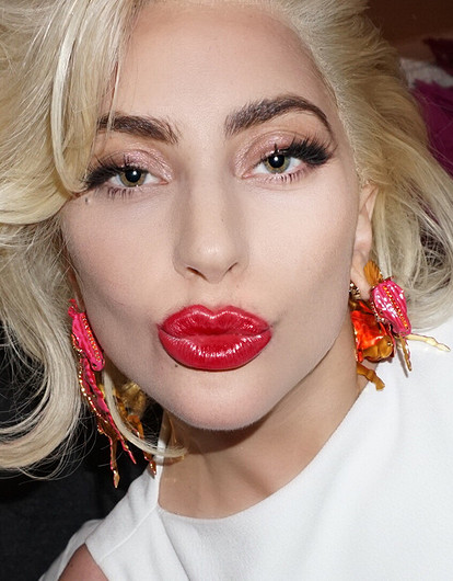 Леди Гага выходит замуж за своего агента