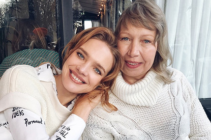 Наталья Водянова поделилась редкими снимками с мамой