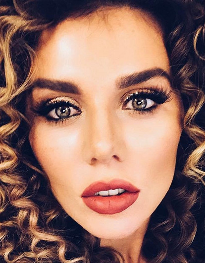 Как выглядит Анна Седокова без макияжа?