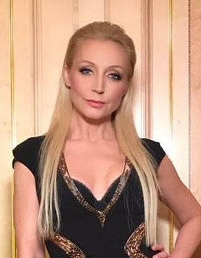 Кристина Орбакайте стала брюнеткой