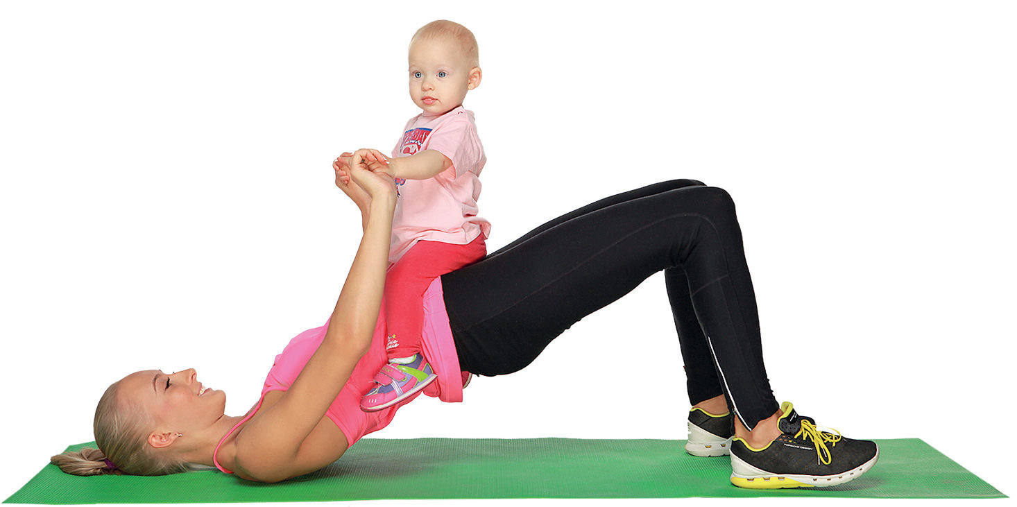 Фитнес вдвоем с малышом: 6 упражнений для молодой мамы