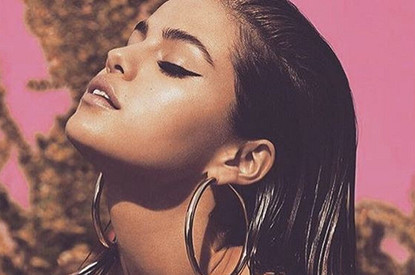 Селена Гомес разделась для участия в новой фотосессии