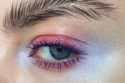 Брови-перья: идея для вечернего мейкапа