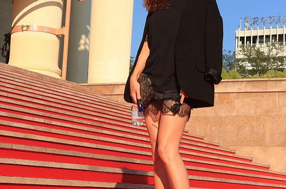 Екатерина Климова похвасталась шикарными ногами на «Кинотавре»