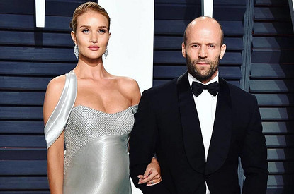 Жена Джейсона Стейтема показала фото новорожденного сына