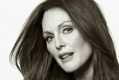 56-летняя Джулианна Мур снялась в рекламе нижнего белья