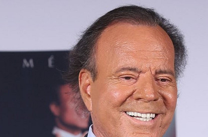 Внебрачный сын Хулио Иглесиаса подаст в суд на певца