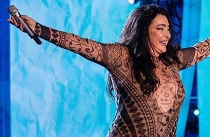 Лолита шокировала поклонников выступлением в прозрачном трико (видео)