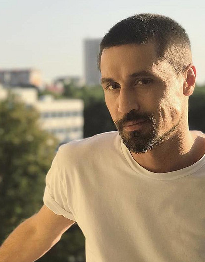 Дима Билан показал, как делит гонорар с продюсером