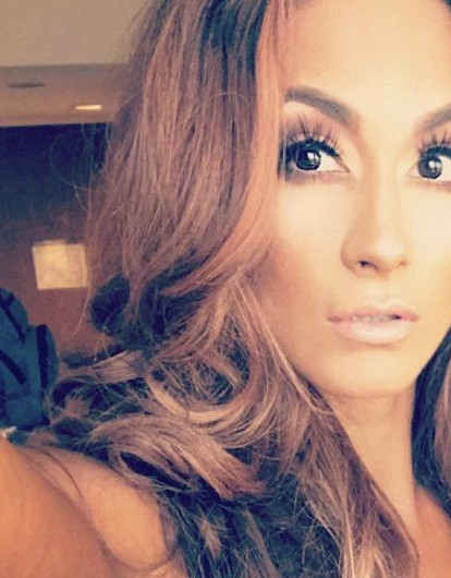 У Дженнифер Лопес появилась инстаграм-близняшка