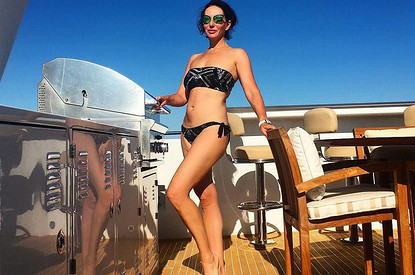 49-летняя Алика Смехова показала отличную фигуру в бикини