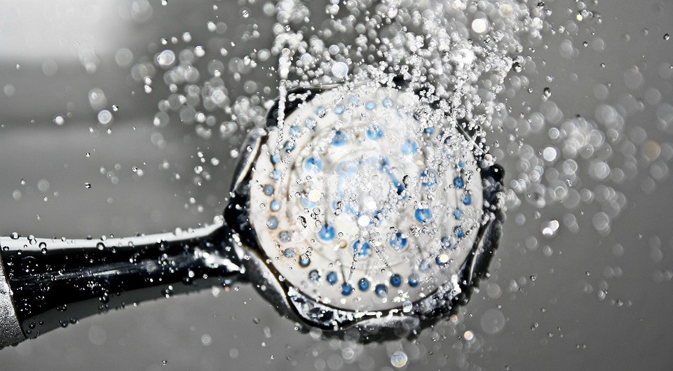 5 способов смягчить воду для мытья волос