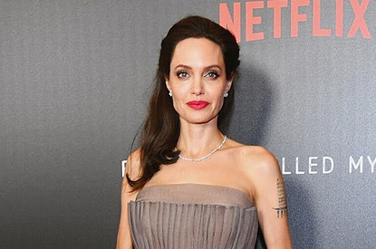 Анджелина Джоли напугала поклонников болезненной худобой