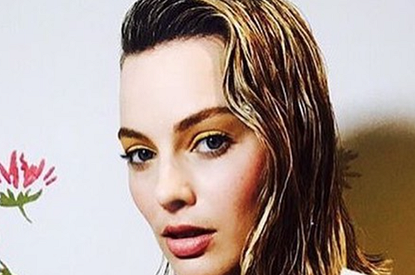 Первый светский провал Марго Робби: грязная голова и неудачный макияж