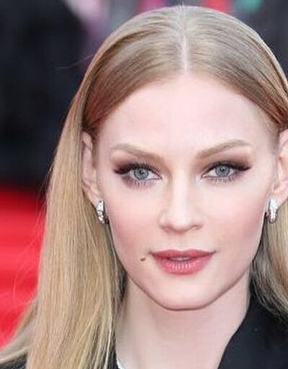 В сети появился снимок Светланы Ходченковой без макияжа