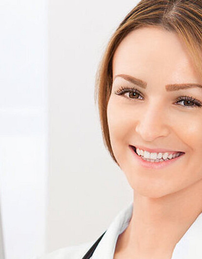 Больничный лист онлайн: как рассчитать сумму выплат?