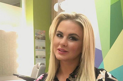 Анну Семенович раскритиковали за неудачный «фотошоп»