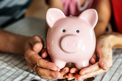 Приметы на деньги: 6 поверий и их значение