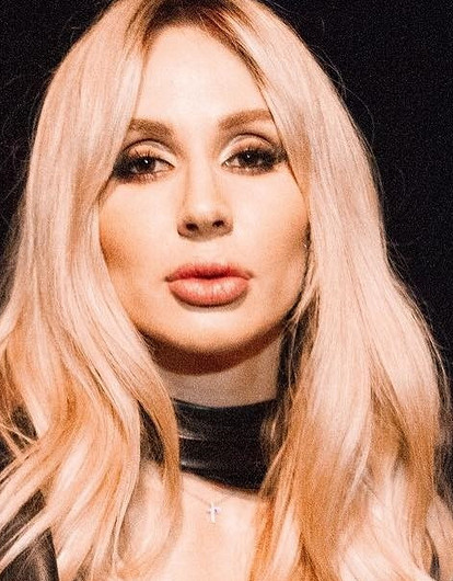 «Без косметики намного лучше!»: Светлана Лобода восхитила поклонников снимком без макияжа