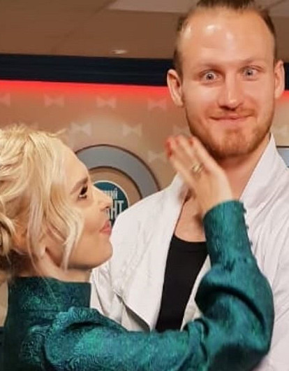 «Они просто созданы друг для друга»: Пелагея и Иван Телегин снялись в чувственной фотоссесии