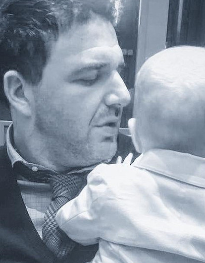 «Спортсменом растет»: Максим Виторган тренирует двухлетнего сына