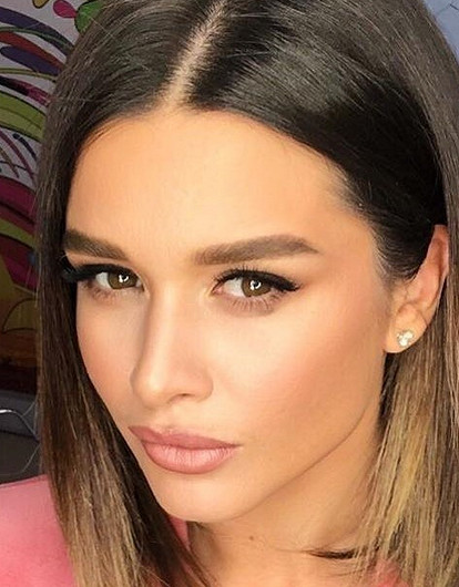 «Вы лучше следите за своими детьми»: Ксения Бородина дерзко ответила хейтерам, которые раскритиковали ее младшую дочь