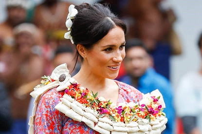 Беременной Меган Маркл стало плохо посреди рынка на Фиджи