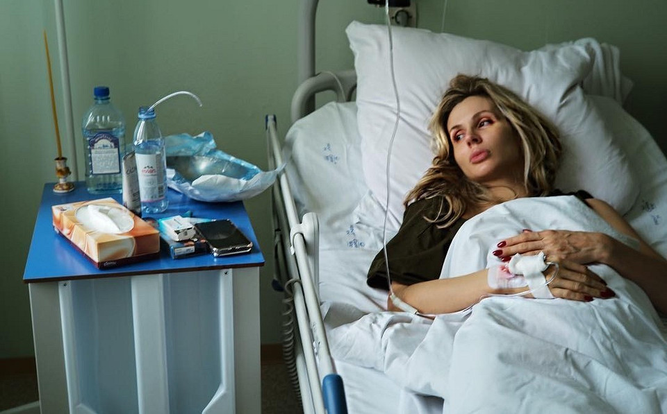 «Пишу и плачу от боли и обиды»: Светлана Лобода вышла на связь с поклонниками после перенесенной операции