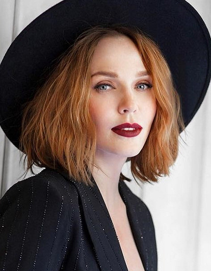 «Ну что за колхоз?»: Альбина Джанабаева расстроила поклонников смелым образом