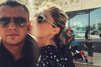 «Сколько-сколько?»: Павел Прилучный и Агата Муцениеце выставили на продажу свой роскошный особняк, и он стоит немало