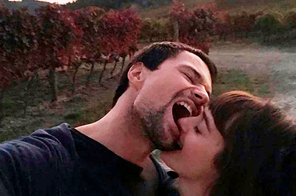 Поцелуи и прогулки: Данила Козловский и Ольга Зуева поделились очень милыми снимками из Италии