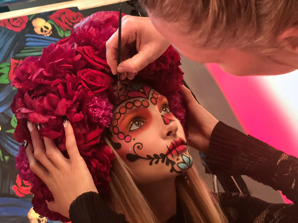 Пошаговый мастер-класс: макияж королевы ацтеков для Хэллоуина