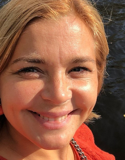 «Это правда она?»: поклонники не узнали Ирину Пегову в роковом образе