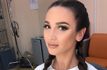 «А пуховик-то с рынка!»: пользователи сети раскритиковали Ольгу Бузову за «сельский» внешний вид