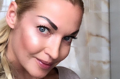 Настасья Самбурская обрушилась на Анастасию Волочкову за жестокое обращение с собакой