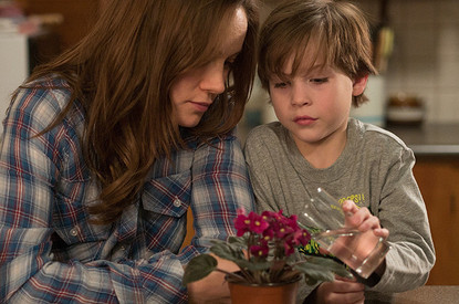 Под силу даже детям: подбери домашние обязанности по возрасту ребенка