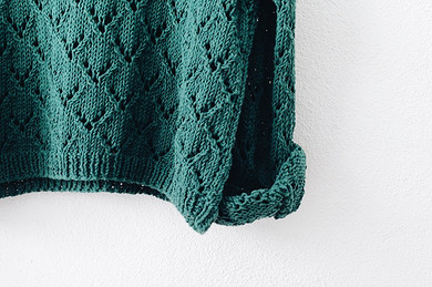 Как восстановить шерстяной свитер после стирки и вернуть ему прежний размер?