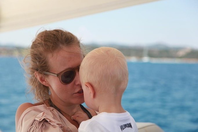 «Этот человек сделал человеком меня»: Ксения Собчак трогательно поздравила сына с днем рождения